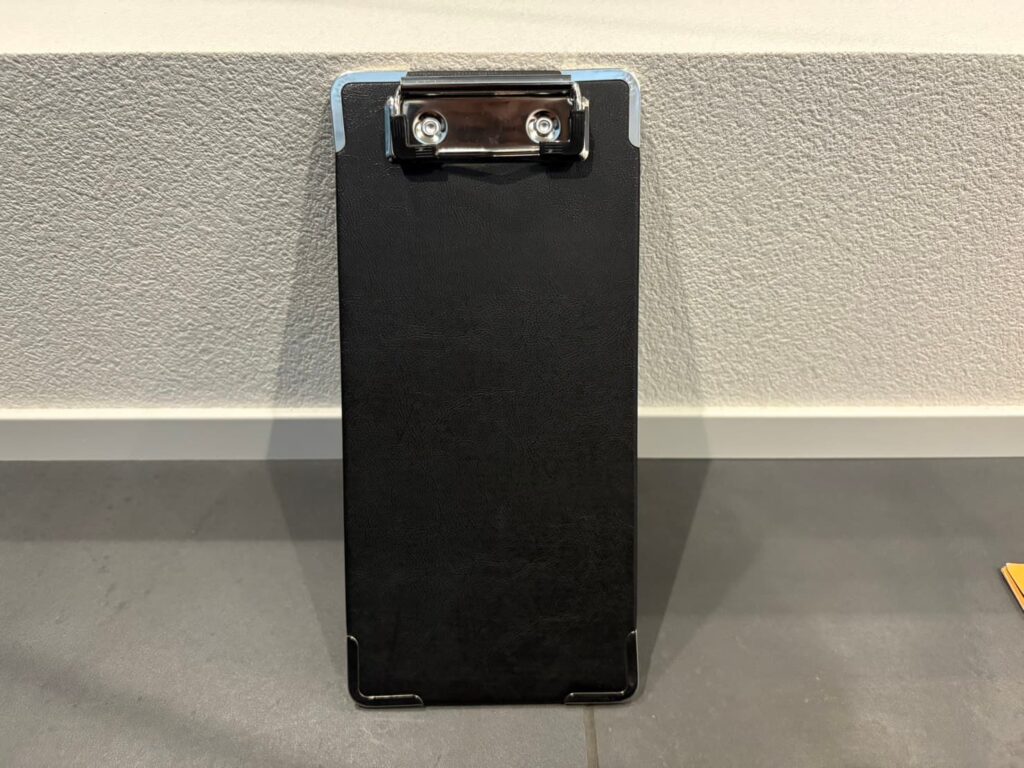 ダイソー製クリップボード